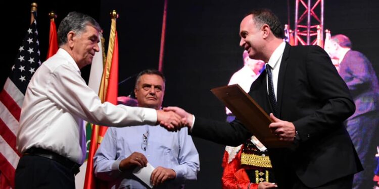 Dita e Komunës, ndahen çmimet vjetore