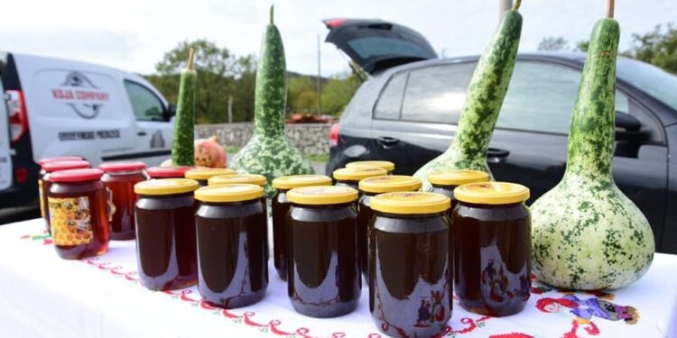 Në Triesh, mbahet Panairi i dytë i prodhimeve tradicionale