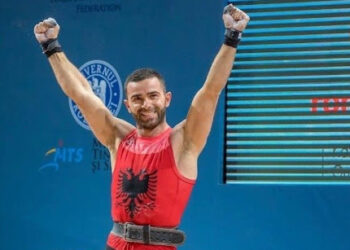 Briken Çalja, nënkampion bote në Peshëngritje