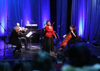 Mbahet Koncerti i Krishtlindjeve në Tuz