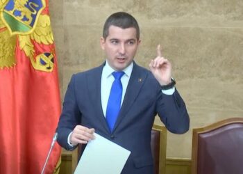 Shkarkohet kryetari i Kuvendit të Malit të Zi, Aleksa Becic