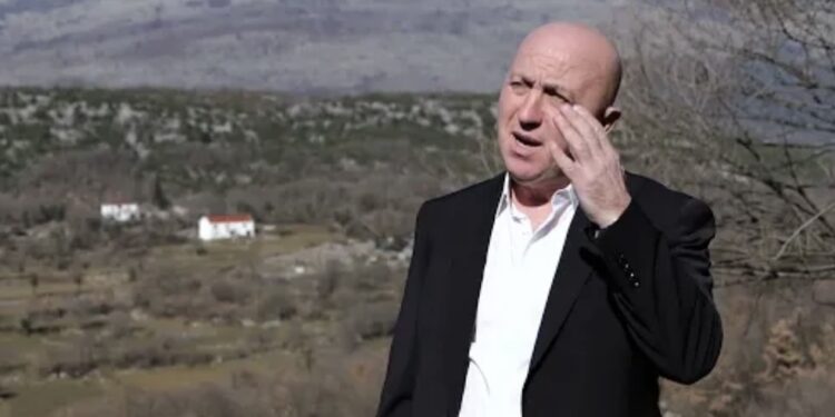 Dedë Dushaj, publikon këngën e re “Do ta ruaj përjetë këtë emër”