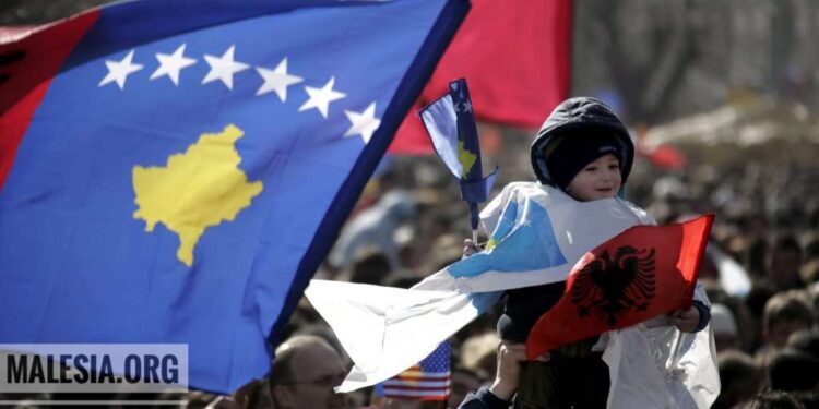 Kosova shënon 14-vjetorin e shtetësisë