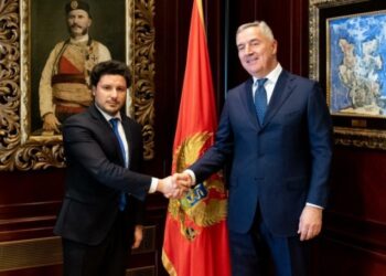 Gjukanovic mandaton Abazoviqin për Kryeministër