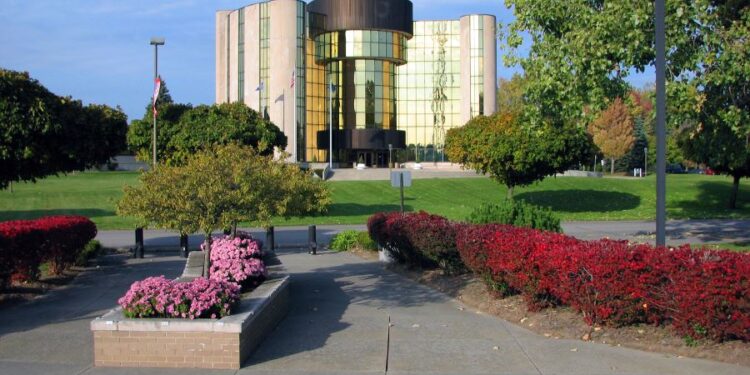 SHBA/ Në 6 Prill Ngrihet Flamuri Shqiptar Në Livonia, Michigan