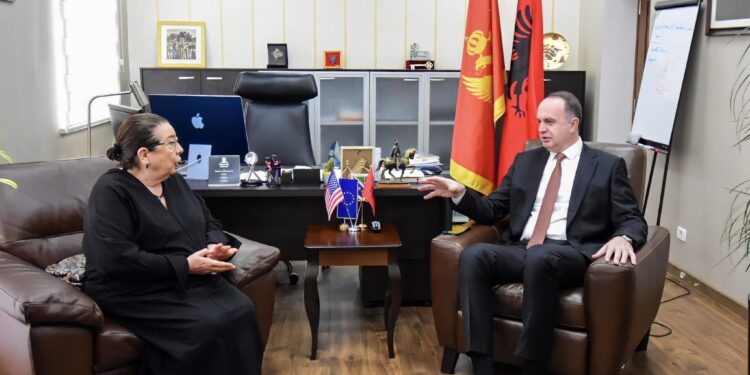 Ambasadorja e Kosovës në Mal të Zi, Ariana Zherka Hoxha, vizitoi komunën e Tuzit