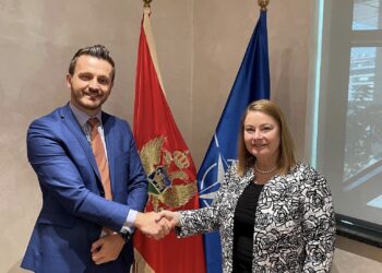 Ministri Dukaj takon ambasadoren e SHBA në Mal të Zi, Xhudi Rajzing Rajnke