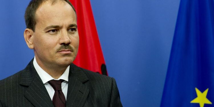 Vdiq ish-presidenti i Shqipërisë, Bujar Nishani