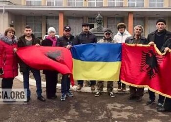 Si u gjendën shqiptarët e Ukrainës pas shpërthimit të luftës?