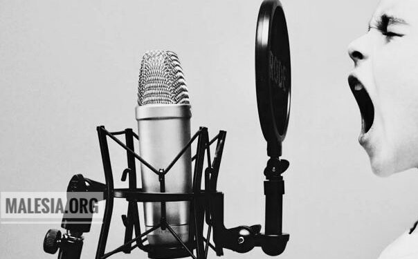 Ismet Kallaba – Kryeministrat shqiptarë dhe loja mediatike