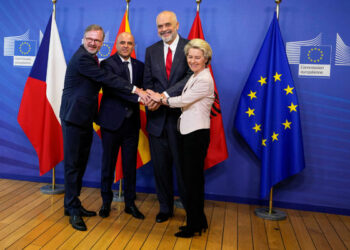 Shqipëria  dhe Maqedonia e Veriut hapin zyrtarisht negociatat për anëtarësim në BE