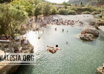 Mbahet gara ndërkombëtare e Kërcimeve nga ura në Tergajë