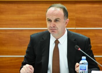 Gjeloshaj: Partitë e pakicave nuk duhet as të diskutojnë pjesëmarrjen në Qeverinë e re