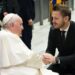 Ministri Dukaj takohet me Papa Françeskun