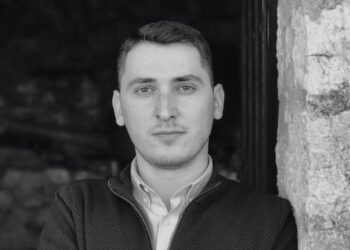 Përgjigje SD-së së Tuzit: “Sekularizmi që mbroni ju është i llojit komunist”