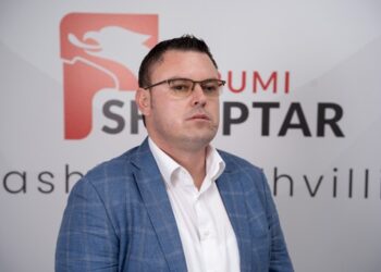 Camaj: Koha për të reflektuar