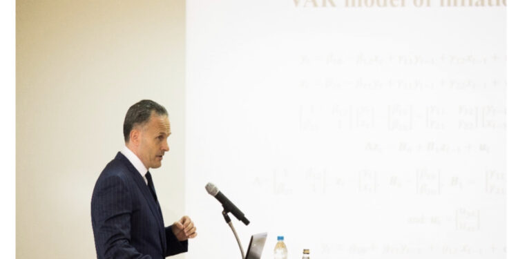 Dr. Martin Bojaj fitues i çmimit ndërkombëtar Best Researcher Award