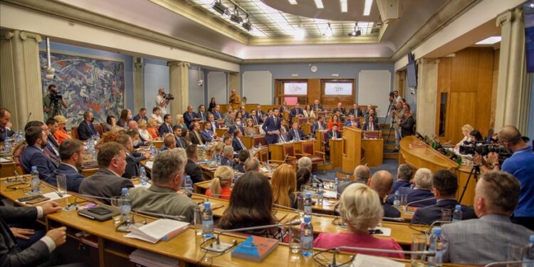 DPS dhe Partia boshnjake nuk e votuan kandidatin shqiptar për Gjykatën Kushtetuese