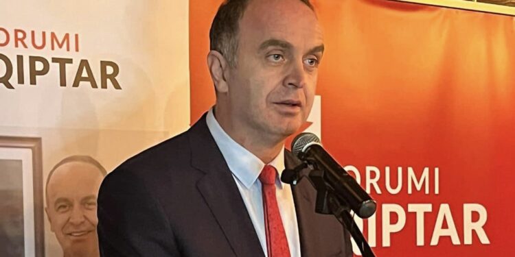 Nik Gjeloshaj, zgjidhet kryetar i Komunës së Tuzit