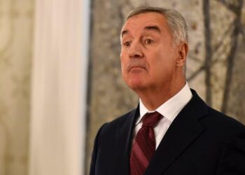 Gjukanoviq shpërndanë Parlamentin e Malit të Zi