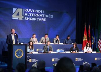 Nik Gjeloshaj, rizgjedhet kryetar i Alternativës Shqiptare