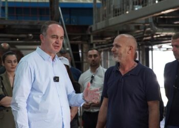 Gjeloshaj: Fabrikat kanë sjellë rritje ekonomike dhe punësime në Tuz, Me fitoren e Forumit Shqiptar, këto investime do shtrihen në çdo komunë shqiptare