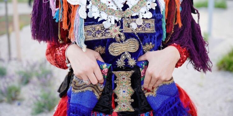 Mbahet në Tuz, sfilata “Xhubleta dëshmitare e lashtësisë sonë”