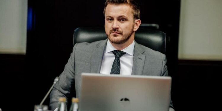 Dukaj: Ata që përjashtojnë UDSh-në nga bashkëpunimi politik, përjashtojnë edhe Forumin Shqiptar