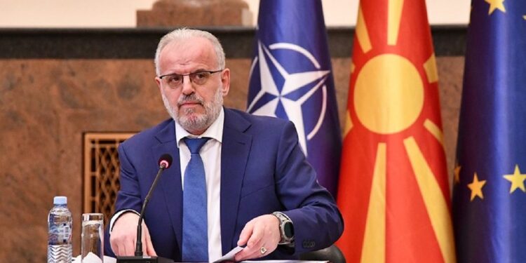 Talat Xhaferi, kryeministri i parë shqiptar në Maqedoninë e Veriut, por çfarë kompetencash ka vërtet?!