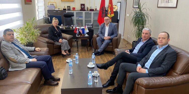 Ambasadorja e Shqipërisë Zhaklina Peto, vizitoi Komunën e Tuzit