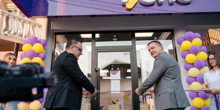 One është i vetmi operator telekomunikacioni me filial në Tuz