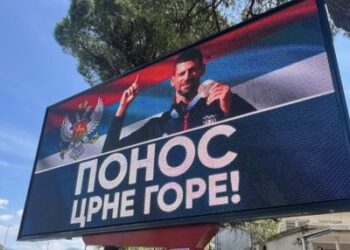 Billboard në Podgoricë: Djokovic është krenaria e Malit të Zi