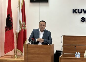 Gjelaj: Mbyllja e të vetmes barnatore shtetërore në tuz është e papranueshme, rrezikohet shëndeti i mijëra qytetarëve
