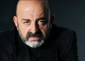 Shuhet ikona e filmit dhe e teatrit, Enver Petrovci