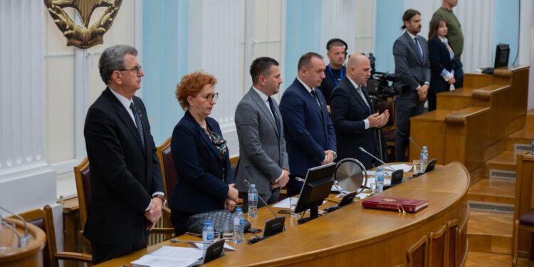 Camaj: Kuvendi i Malit të Zi miratoi përsëri Ligjin që forcon stabilitetin financiar të komunës së Tuzit