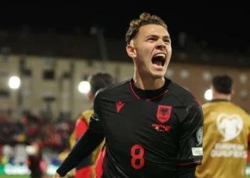 Shqipëria triumfon ndaj Andorrës dhe kualifikohet në play-offin e Botërorit 2026