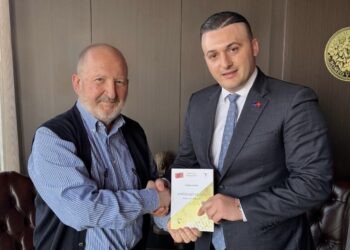 Drejtori i Përgjithshëm për të Drejtat e Popujve Pakicë, Arben Xhurreta, në takim me Presidentin e Federatës së Shoqatave Arbëreshe në Kalabri