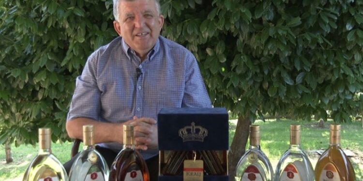 Teknologu që solli inovacione në industrinë e pijeve në rajon