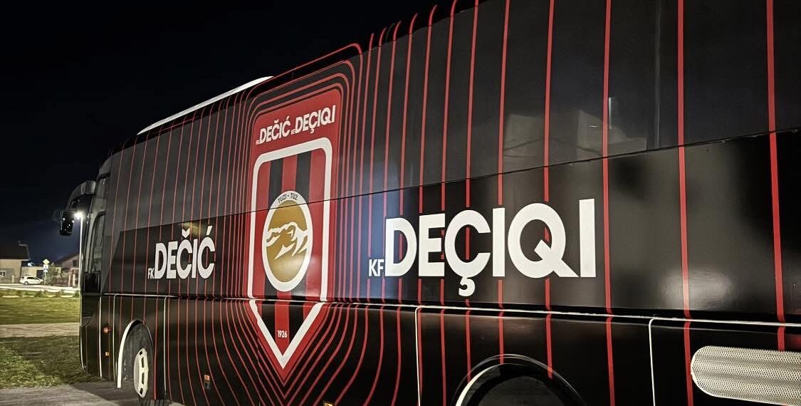 Autobusi i KF Deçiqit me “veshjen” e re