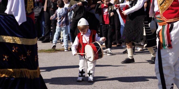 Ylli trevjeçar i folklorit të Malësisë
