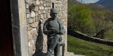 Homazhe në Bardhaj për 6 Prillin – përkujtohet Kryengritja e Malësisë