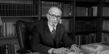 Ndahet nga jeta akademiku dhe shkrimtari Rexhep Qosja