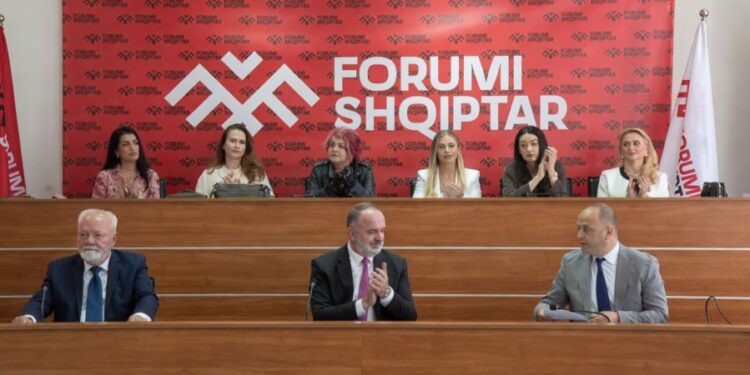 Tri partitë shqiptare bashkohen në një subjekt të vetëm politik – Forumi Shqiptar