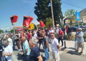Protestë në Tuz kundër procesit të arbitrazhit: Kundërshtojnë ndryshimin e kufijve të Malësisë
