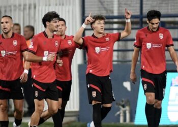 Mark Gjokaj shkëlqen, dy gola për fitoren e madhe të Deçiqit ndaj Buduqnostit në Podgoricë